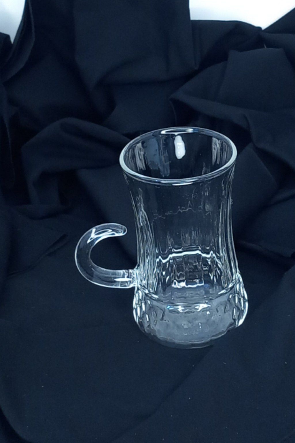 استکان دسته دار طرح برجسته پیرکس pyrex